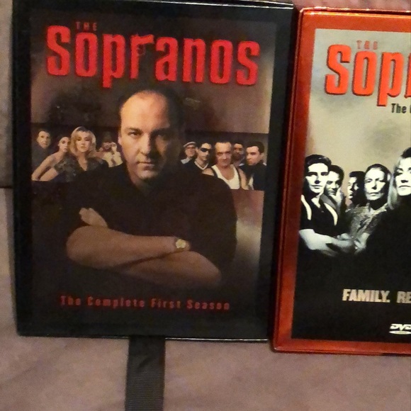 The Sopranos- Seasons 1 & 2 DVDs - Picture 8 of 9